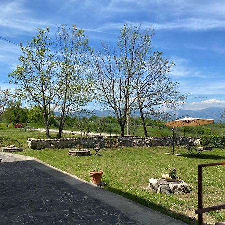 Bed&Breakfast La Ginestra Abbateggio Exteriör bild