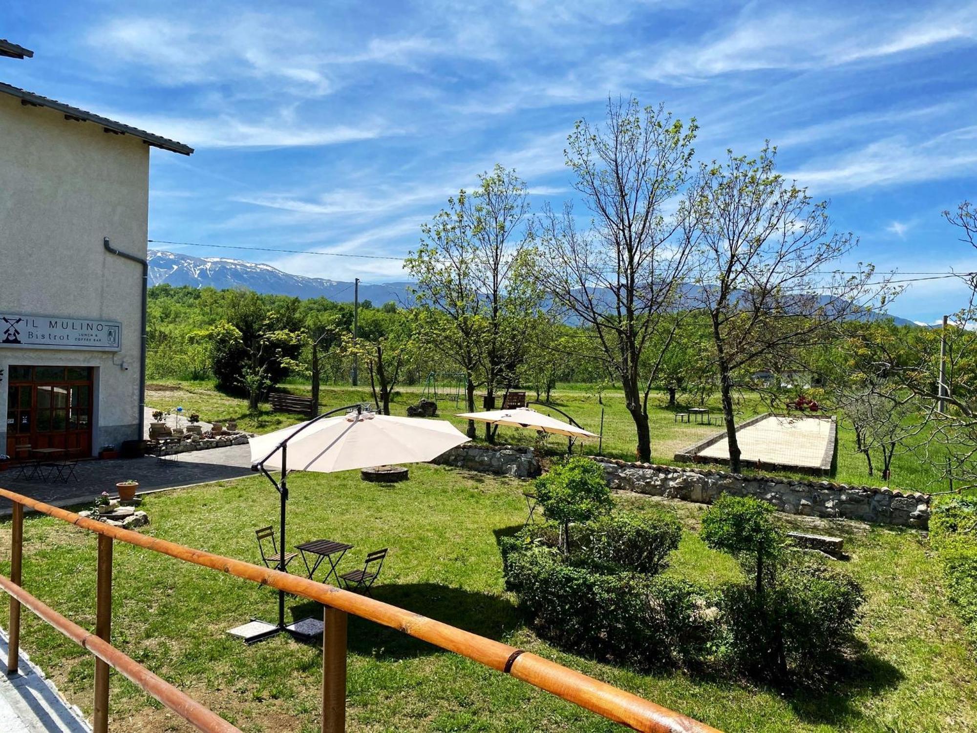 Bed&Breakfast La Ginestra Abbateggio Exteriör bild